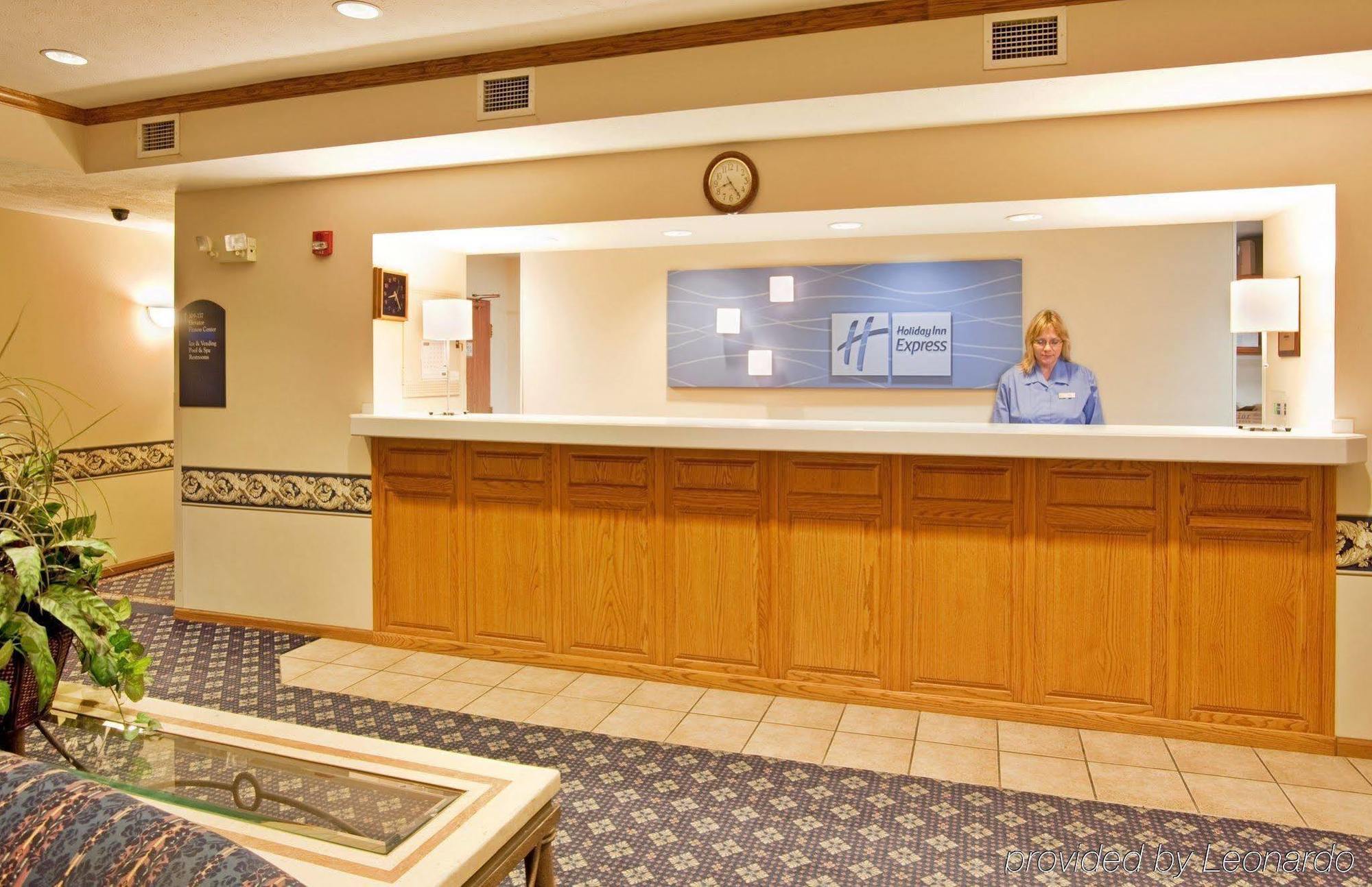 Holiday Inn Express & Suites Abilene, An Ihg Hotel מראה פנימי תמונה